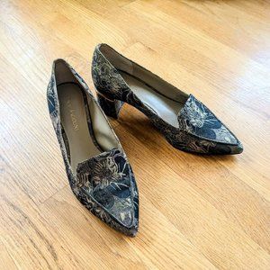 Enzo Angiolini | Denna Loafer Pumps in Gold Brocade Size 6